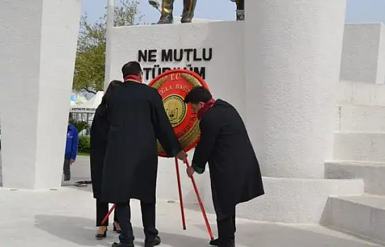 Avukatlar, günlerini kutladı