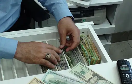 Bozdurmaya gelen memnun, almaya gelen üzgün