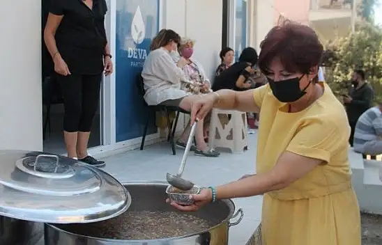 DEVA PARTİSİ İLÇE TEŞKİLATINDAN AŞURE ETKİNLİĞİ