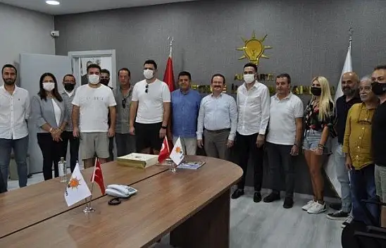 Fethiye Beşiktaşlılar Derneğinden Ak Parti'ye Ziyaret