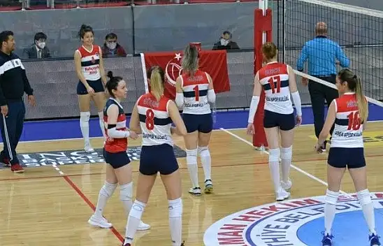 Fethiye'nin Sultanları playoff yolunda 3-0