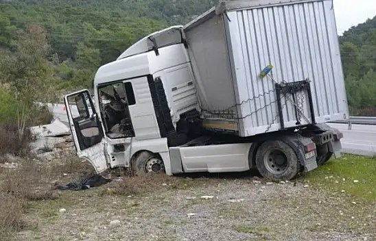 Göcek Mahallesi'nde tır kazası 1 ölü