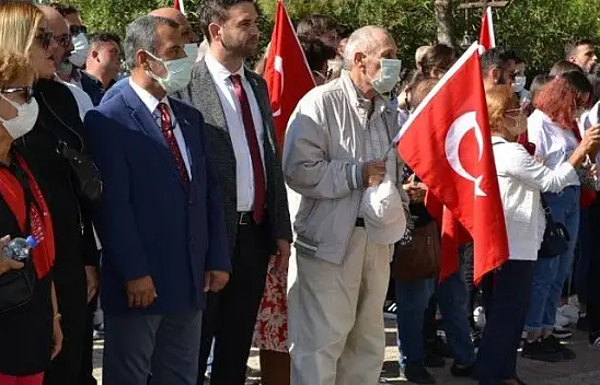 Güler, 'Yaşasın Cumhuriyet'