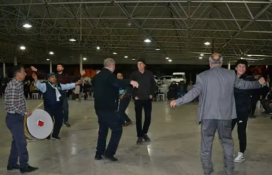 Karaçulhaspor şampiyonluğu kutladı