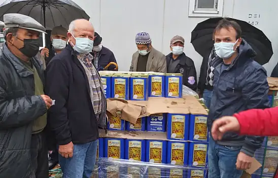 Kayıtlı 321 Arıcıya Yem Dağıtımı Yapıldı