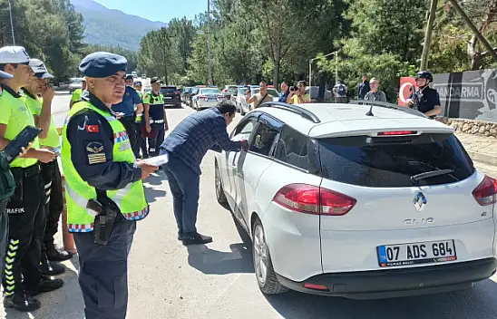 Kaymakamdan sürücülere bilgilendirme