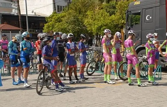 Küçükbakırcı 'Türkiye'nin tanıtımına katkı sağlıyoruz'