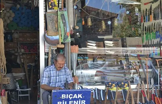 Kurban bayramı yaklaşınca bıçakçılar yoğunlaştı