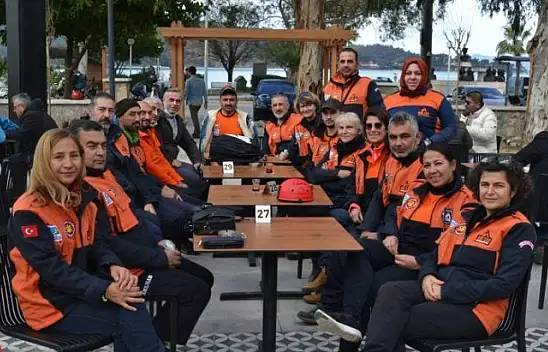 Mahalle afet gönüllüleri tatbikatta