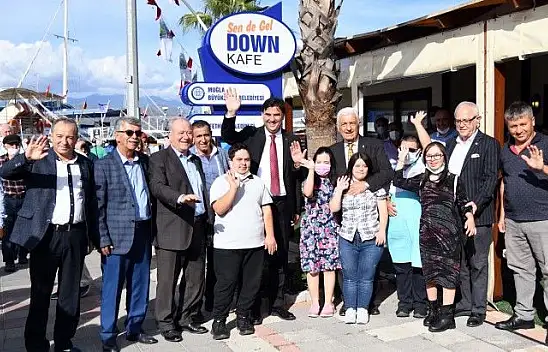 Sen de Gel Down Kafe hizmete açıldı