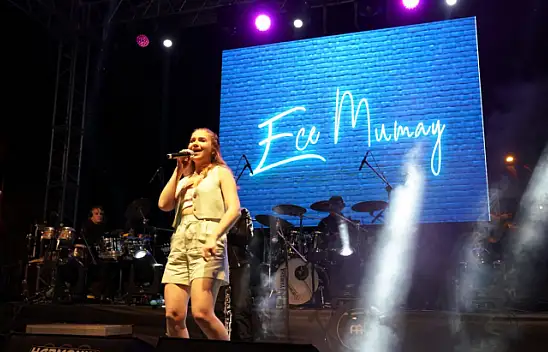 Seydikemer Ece Mumay ile coştu