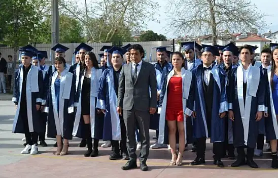 Turizmci ve aşçılar mezun oldu