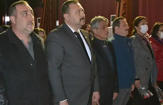 Ülkü Ocakları'ndan kadına şiddet semineri