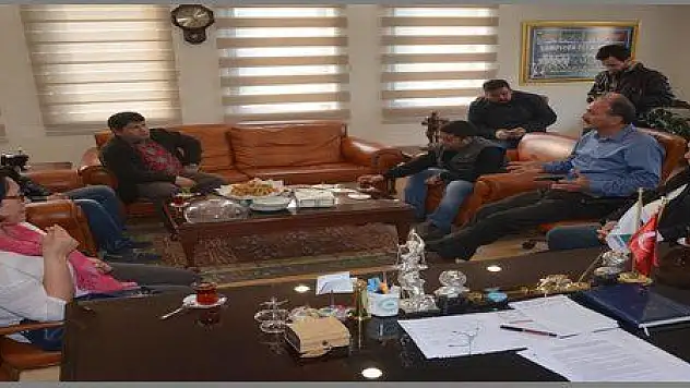 GAZETECİLERDEN BAŞKAN SAATCI'YA ZİYARET