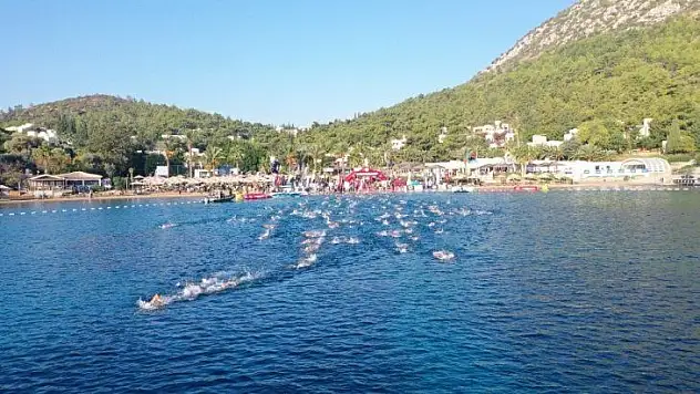 11'inci Uluslararası Arena Aquamasters Yüzme Şampiyonası başladı