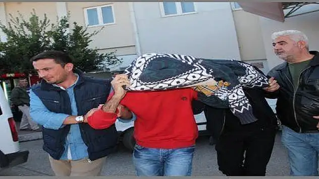 ESKORT SİTELERİ ÜZERİNDEN DOLANDIRICILIK