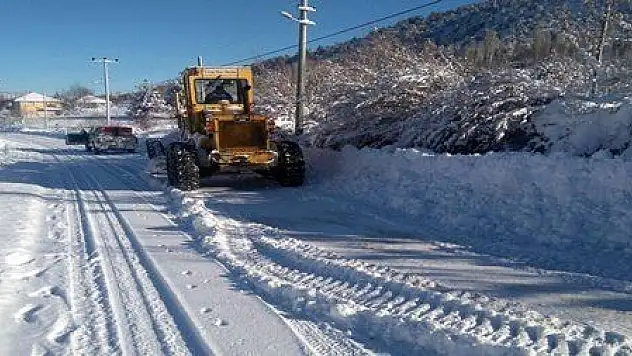 BÜYÜKŞEHİR 550 KM YOLDA KARLA MÜCADELE ETTİ...