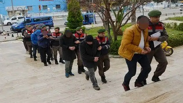 Milas'ta kaçak kazı yapan 8 kişiden 4'ü tutuklandı