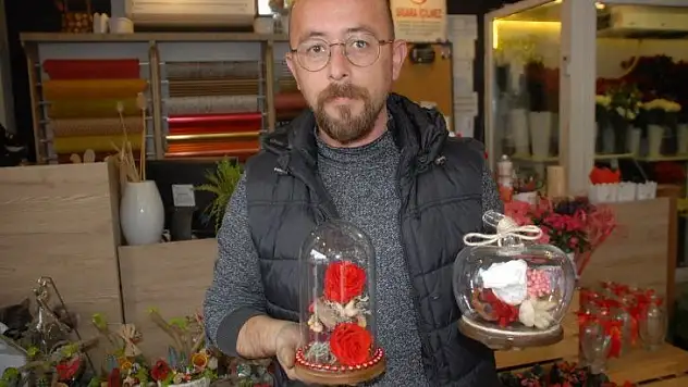 14 Şubat Sevgililer Günü alışverişleri hareketlendi