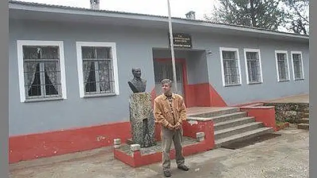 KAYAKÖY HALKI OKULUNU KAPATMAK İSTEMİYOR