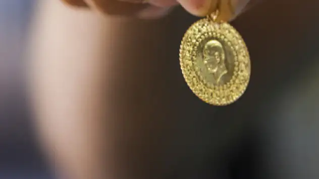 ÇEYREK ALTIN 212 LİRAYA DÜŞTÜ...