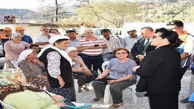 Vali Civelek, Zeytinköy'deki yangınzedeleri yalnız bırakmıyor