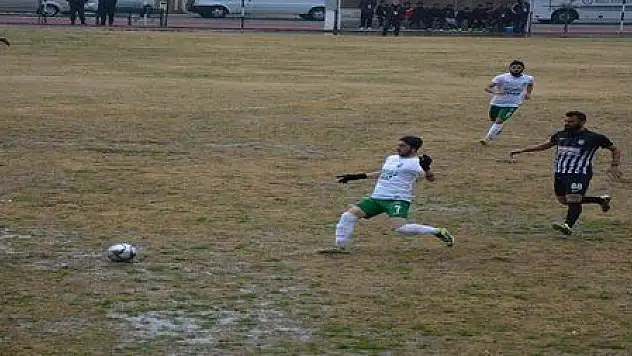 YATAĞAN, DEPLASMANDAN GALİBİYET ÇIKARDI...