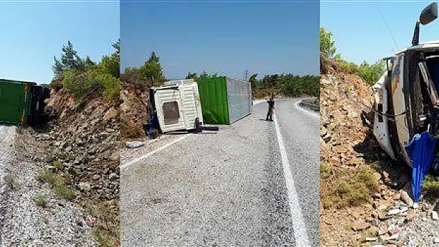 Virajı alamayan kamyon şarampole devrildi 4 yaralı