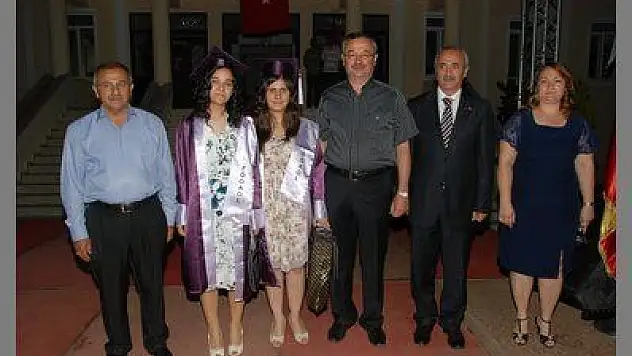 FETHİYE ÖMER ÖZYER ANADOLU VE ÖĞRETMEN LİSESİ İLK MEZUNLARINI VERDİ
