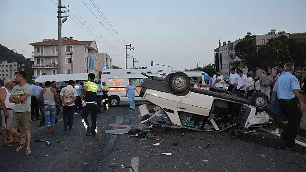 Ortaca'da zincirleme kaza 4 yaralı