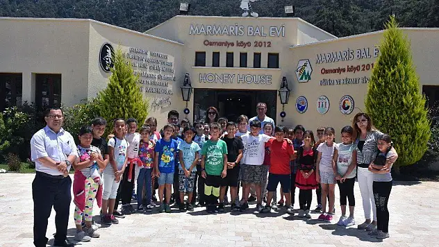 Muğla'da öğrenciler doğayı tanıyor