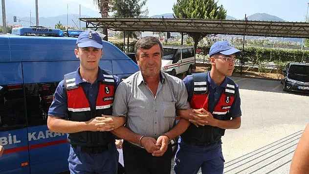 Köpeği otomobilde sürükleyen kişiye adli kontrol