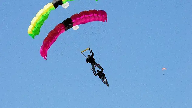 19. Ölüdeniz Hava Oyunları Festivali nefes kesiyor