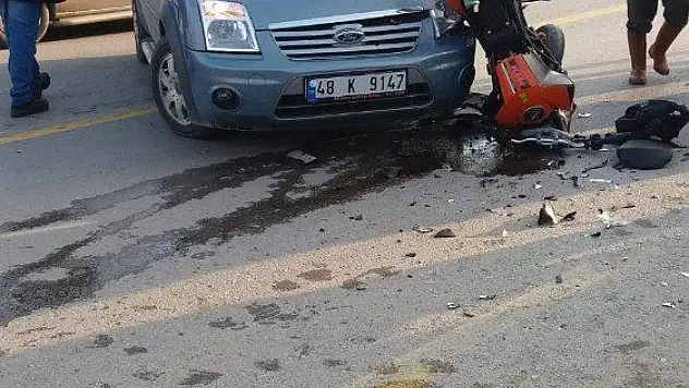 Köyceğiz'de otomobille, motosiklet çarpıştı: 1 yaralı