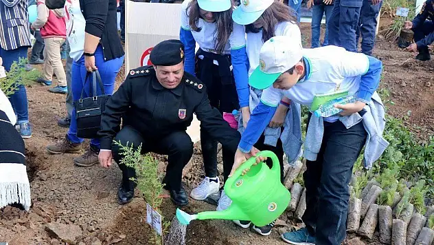 180'inci yıla 180 bin fidan