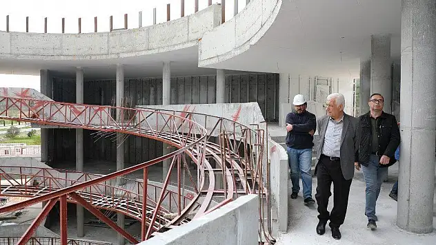 Başkan Gürün, Bölge Müzesi çalışmalarını yerinde inceledi
