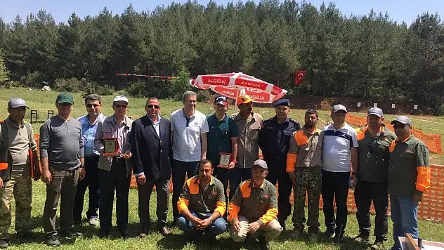 Ula'da 6'ncı yivsiz av tüfekleri atış yarışları yapıldı