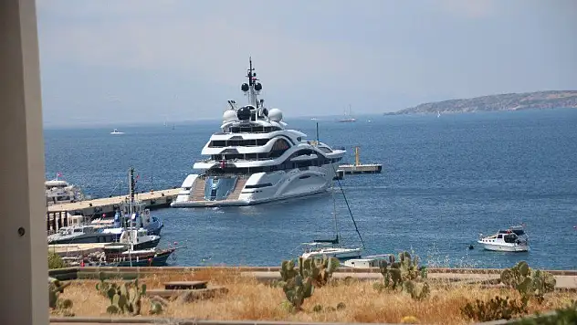 Katar emirinin 300 milyon dolar değerindeki yüzen sarayı Bodrum'da