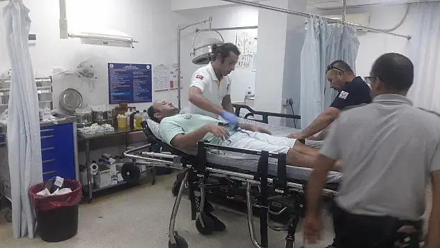 Rüzgardan uçan demir vatandaşın kafasına düştü