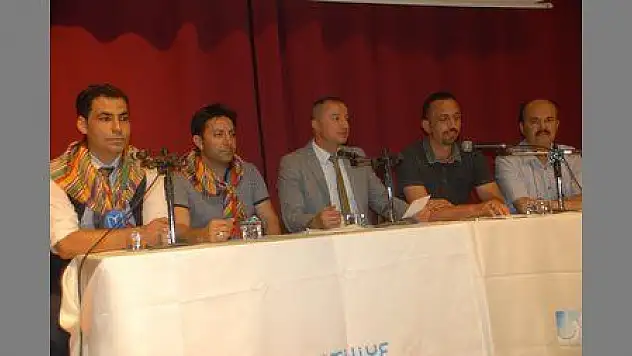 YÖRÜK  ARAŞTIRMALARI PANELİNDE YÖRÜKLERİN TARİHÇESİ KONUŞULDU