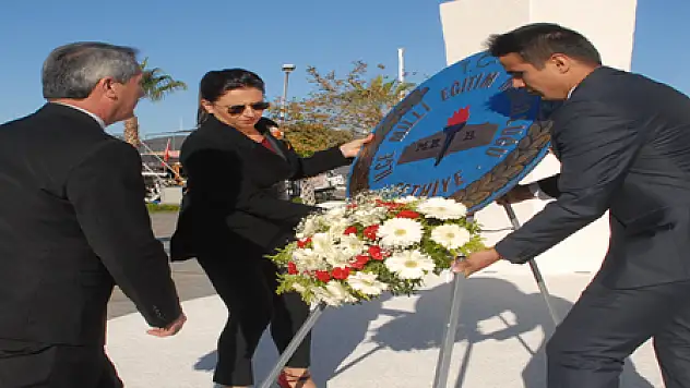 ŞEHİT ÖĞRETMENLERİ ANLATTILAR ÖĞRETMENLER GÜNÜNDE DUYGU SELİ YAŞANDI