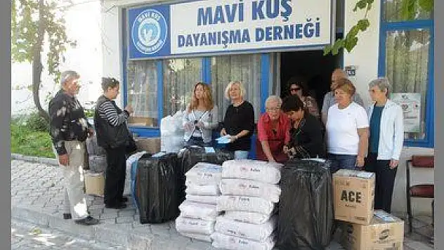 MAVİ KUŞ DERNEĞİ YARDIMLARI ULAŞTIRIYOR