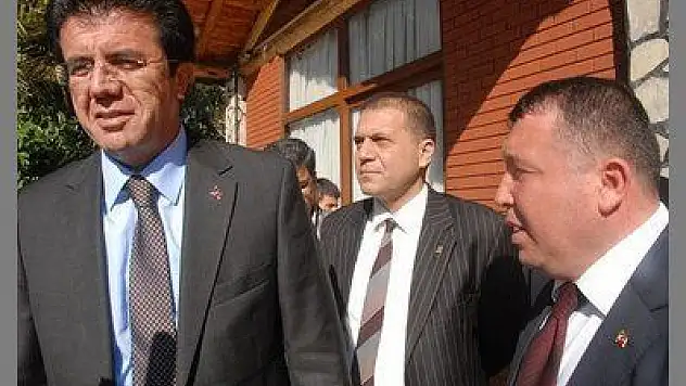 AK PARTİ FETHİYE İLÇE DANIŞMA TOPLANTISINA DENİZLİ BELEDİYE BAŞKANI NİHAT ZEYBEKCİ DE KATILDI
