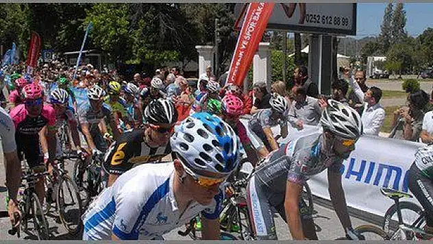 FETHİYE - MARMARİS ETABINI LOTTO SOUDAL TAKIMINDAN ANDREI GREIPEL KAZANDI