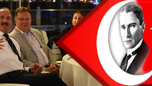 Meclis yemekte bir araya geldi.