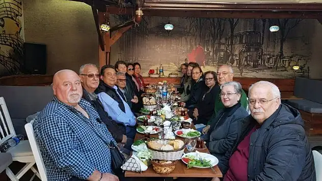 54 yıl sonra buluştular