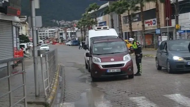 56 saatlik kısıtlamada yağmur sessizliği