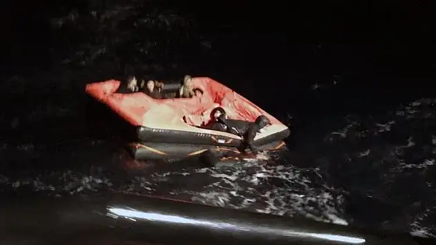 9 düzensiz göçmen kurtarıldı