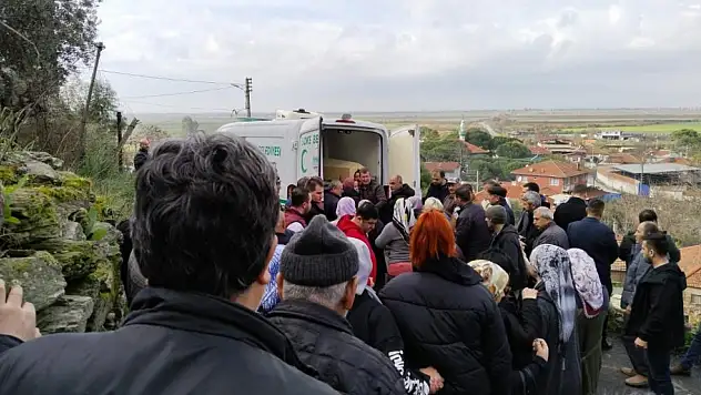 Abisi ile 2 saat arayla vefat etti