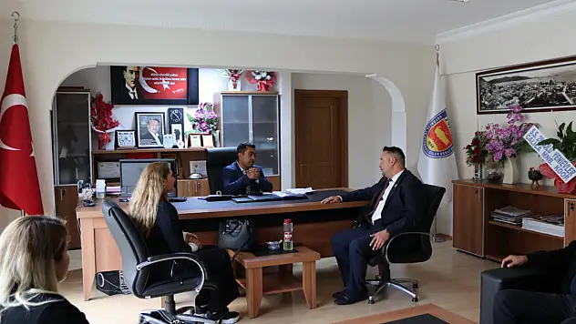 Aday adayı Tilkici trafik sorununa dikkat çekti  